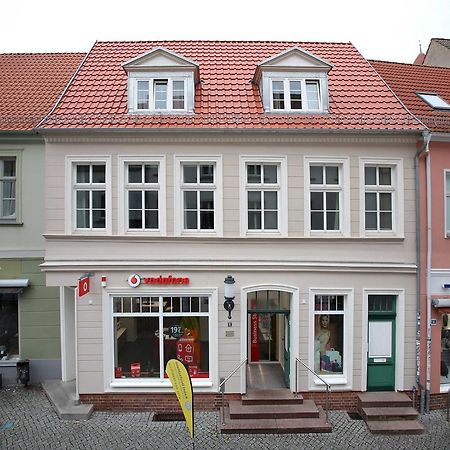 Appartements Am Markt ไกรฟ์สวัลด์ ภายนอก รูปภาพ