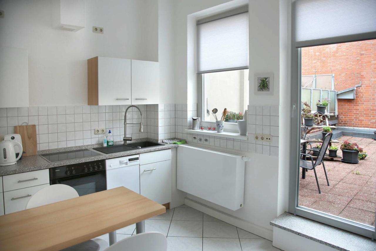 Appartements Am Markt ไกรฟ์สวัลด์ ภายนอก รูปภาพ