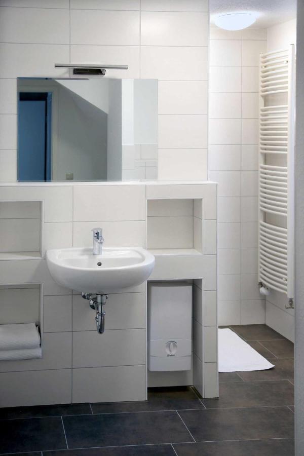 Appartements Am Markt ไกรฟ์สวัลด์ ภายนอก รูปภาพ